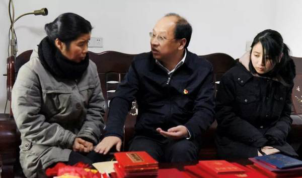 痛心！撫州這個村的第一書記倒在脫貧攻堅一線，省委常委、組織部長趙愛明專門作出批示