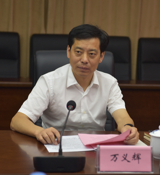 市政公用集團(tuán)黨委副書(shū)記、總經(jīng)理萬(wàn)義輝調(diào)研江西長(zhǎng)運(yùn)