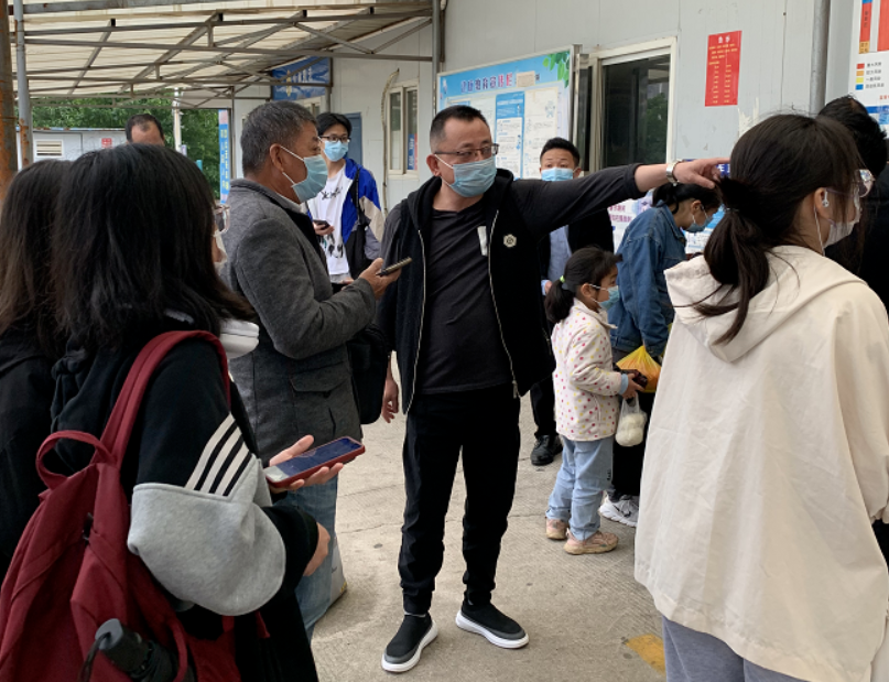 江西長運(yùn)多家子公司開展節(jié)日安全生產(chǎn)、疫情防控督查工作