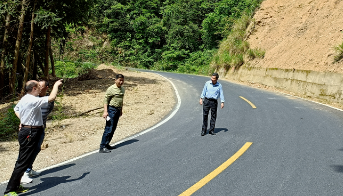 黃山長(zhǎng)運(yùn)：對(duì)山區(qū)班線(xiàn)途經(jīng)線(xiàn)路進(jìn)行風(fēng)險(xiǎn)評(píng)估