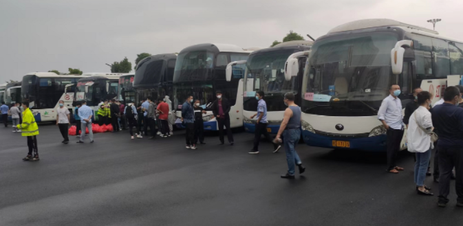 吉安長(zhǎng)運(yùn)、吉安公交：圓滿完成大型包車任務(wù)