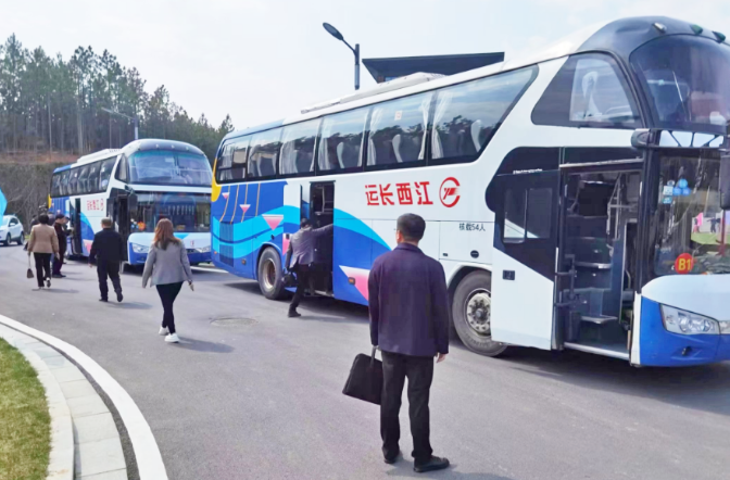 景德鎮(zhèn)長運(yùn)：圓滿完成浮梁縣人大、政協(xié)會(huì)議指定運(yùn)輸任務(wù)