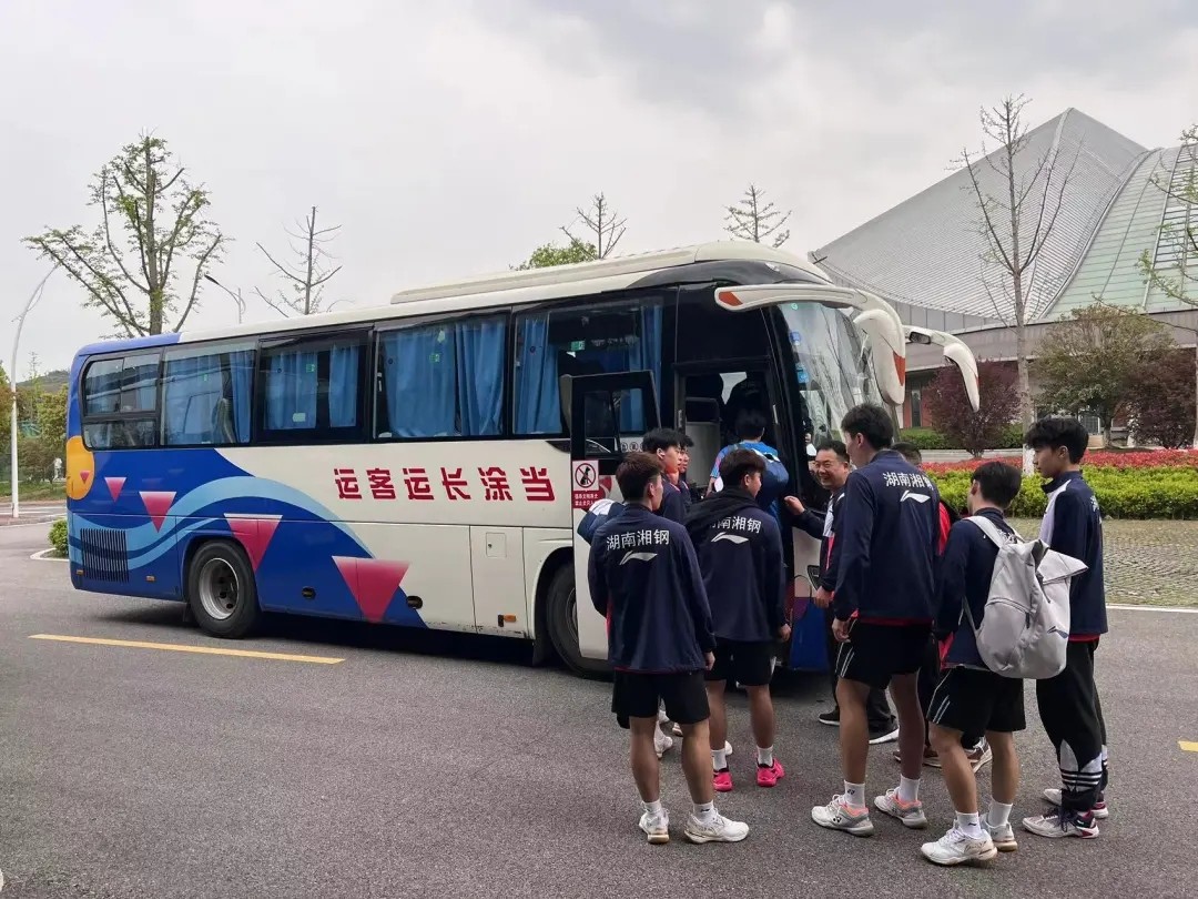 馬鞍山長客：當(dāng)涂長客圓滿完成全國羽毛球單項冠軍賽運輸任務(wù)