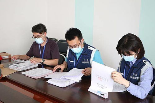 鳳崗鎮(zhèn)開(kāi)展住宅小區(qū)老舊電梯安全評(píng)估